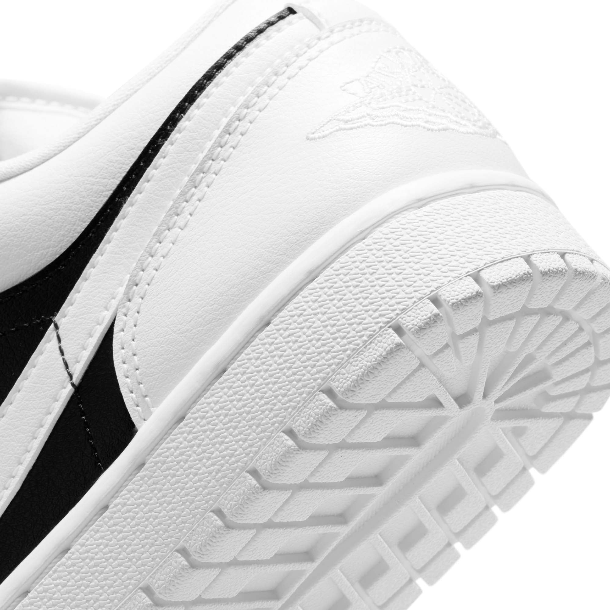 1 Womens Low Shoes White Air jordan оригінал – Купити в Україні – збільшений вид