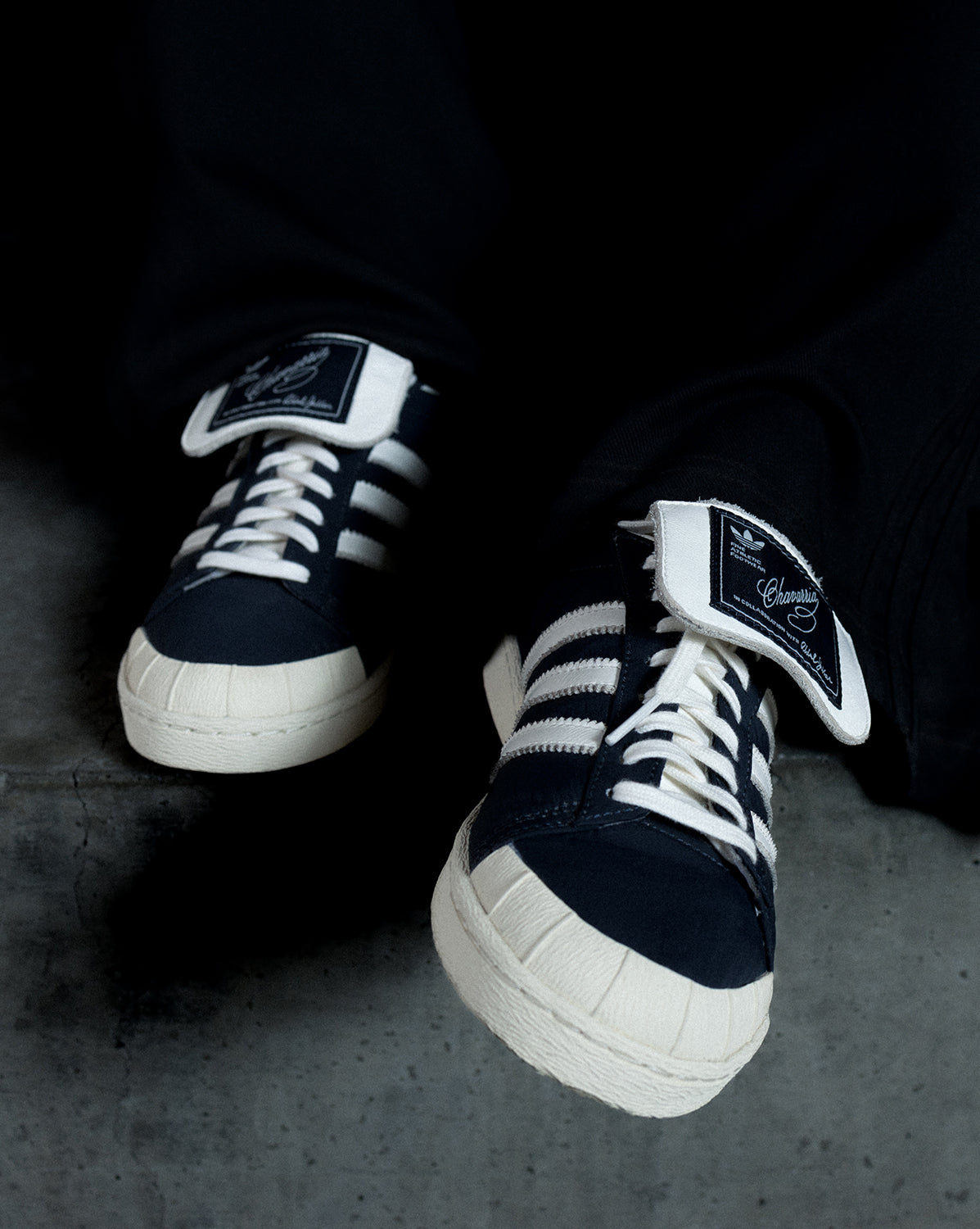 X Willy Chavarria Jabbar Low Adidas – Гарантія оригінальності – вид ззаду - ADIDAS