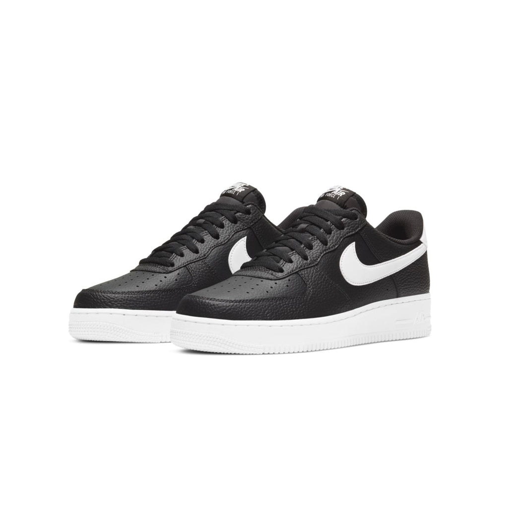 Оригінальна Mens Air Force 1 07 Shoes Black Nike – вид ззаду