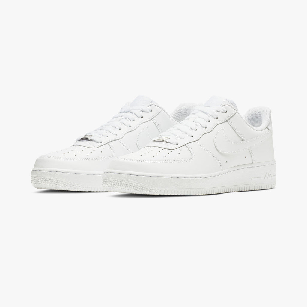 Оригінальна Air Force 1 07 Nike – вид ззаду