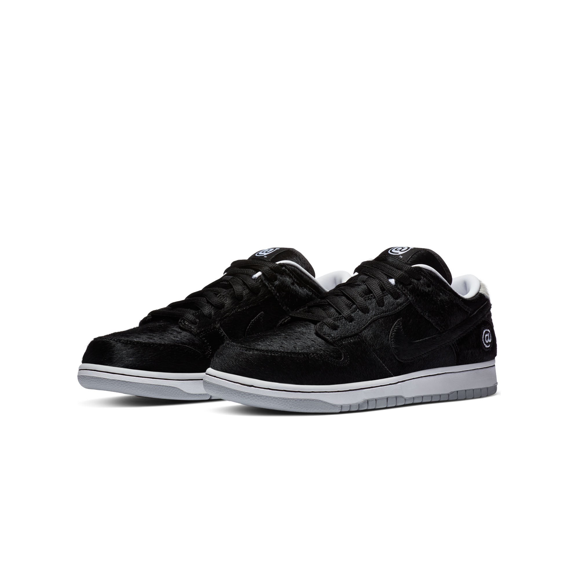 Оригінальна X Be@rbrick Mens Dunk Low Og Shoes Nike – вид ззаду