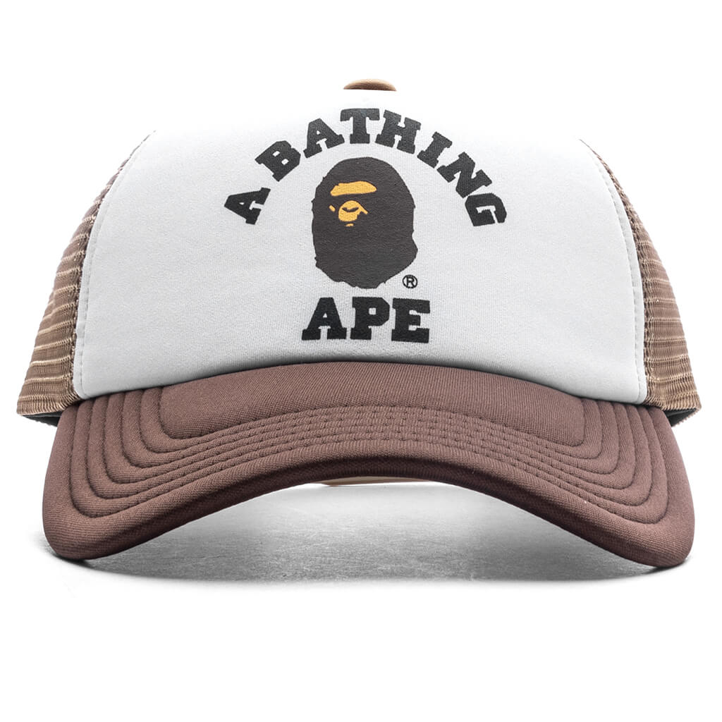 Оригінальна College Mesh Cap A bathing ape – боковий вид