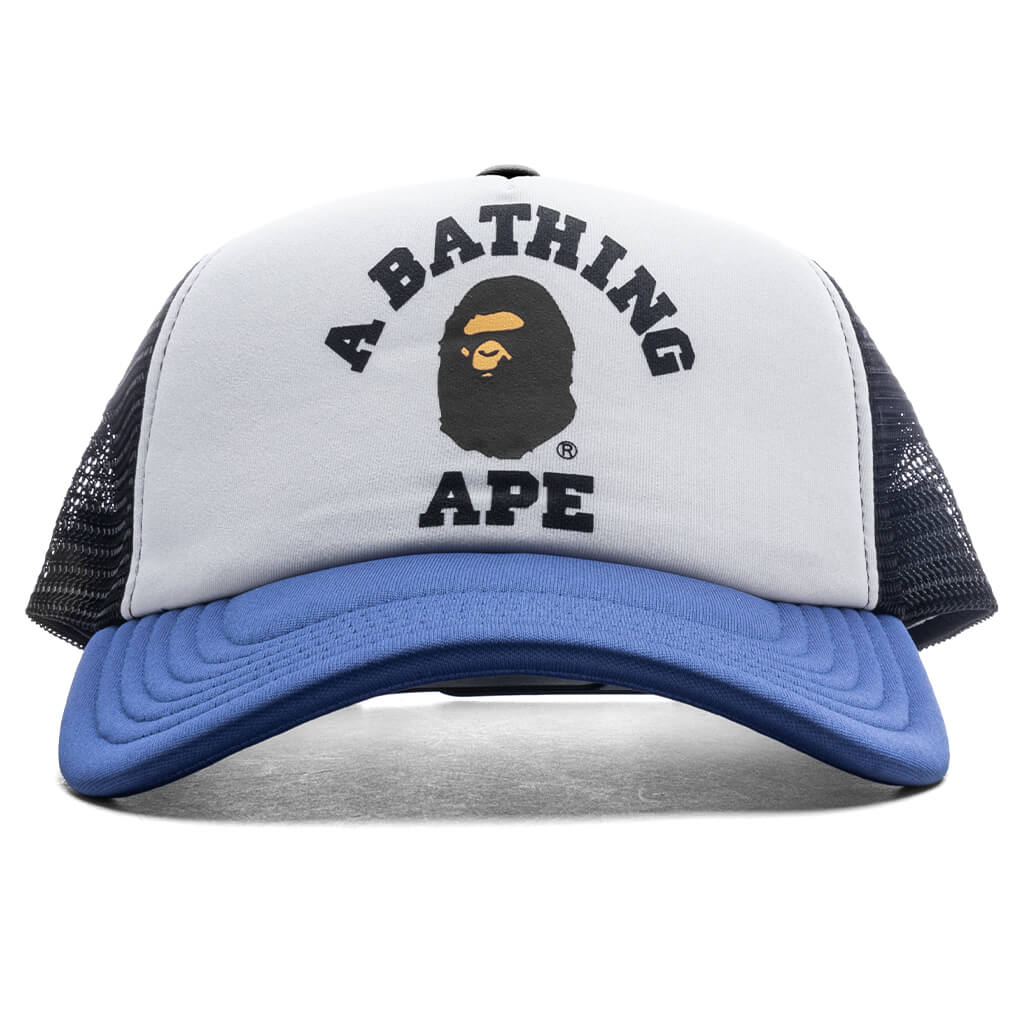 Оригінальна College Mesh Cap A bathing ape – боковий вид