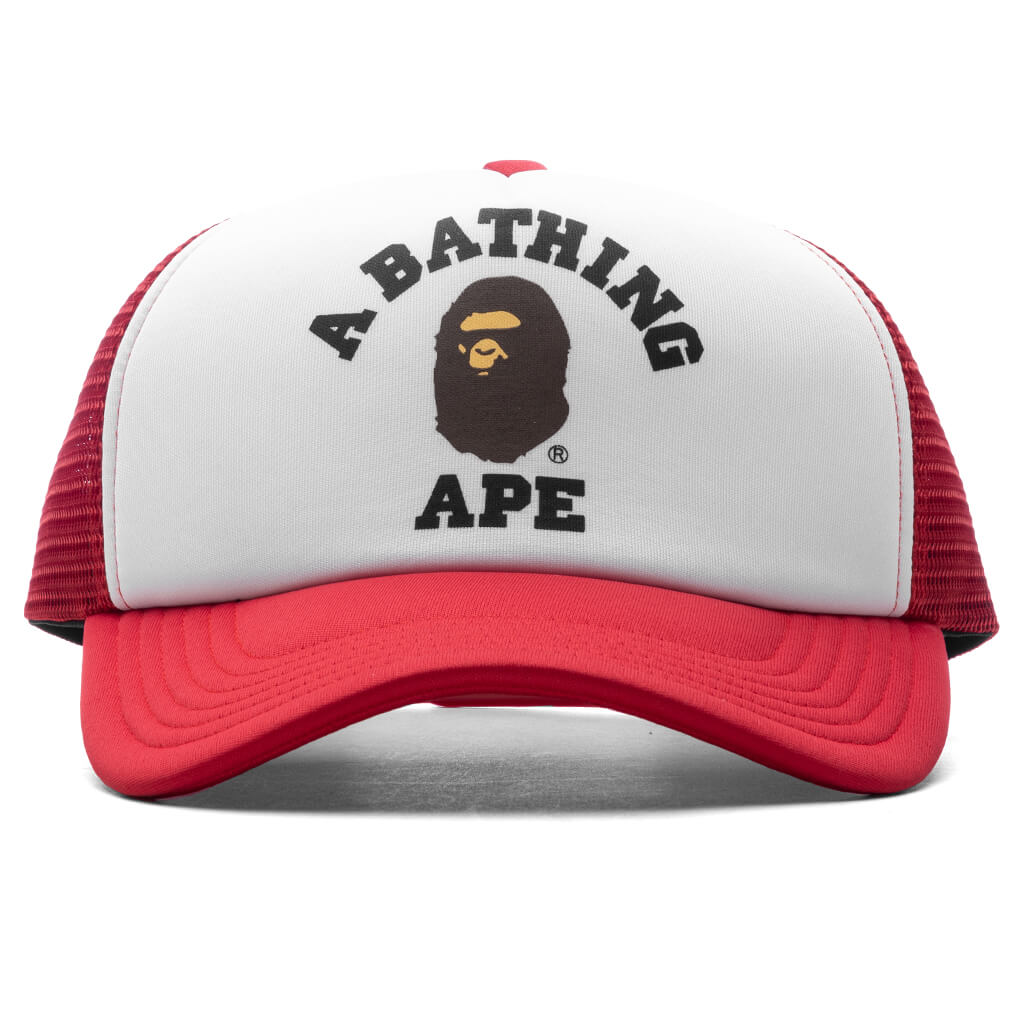 Оригінальна College Mesh Cap A bathing ape – боковий вид