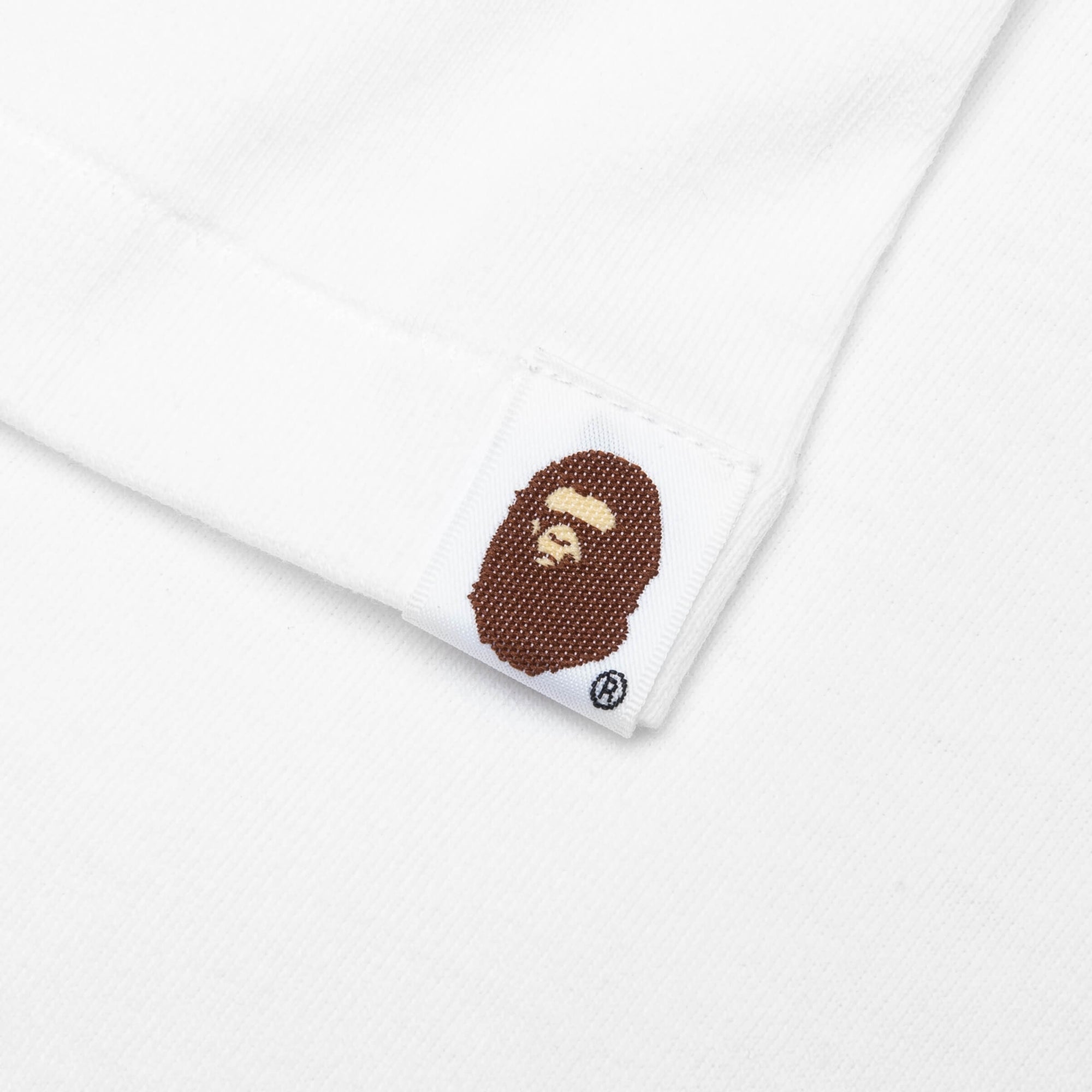Оригінальна Colors College Tee A bathing ape – збільшений вид