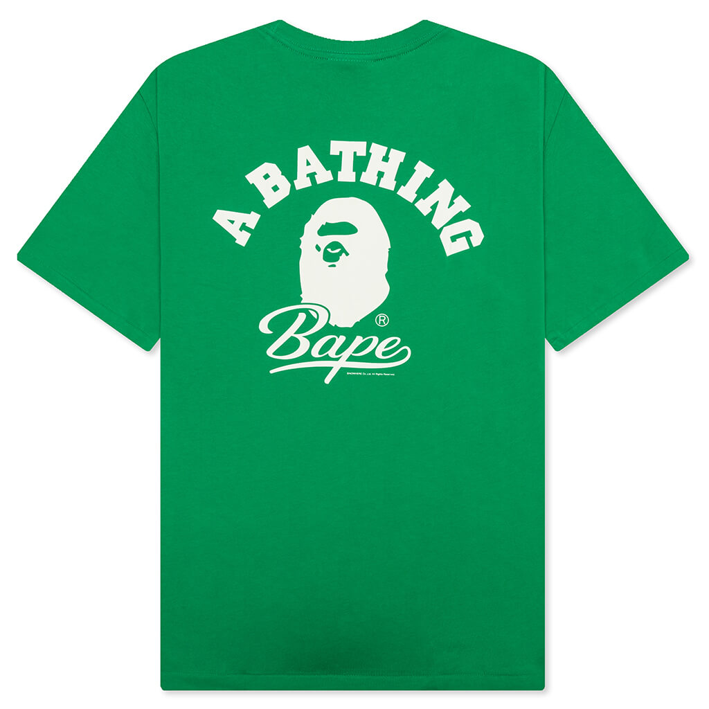 Cursive College Logo Relaxed Fit Tee A bathing ape – Гарантія оригінальності – вид ззаду