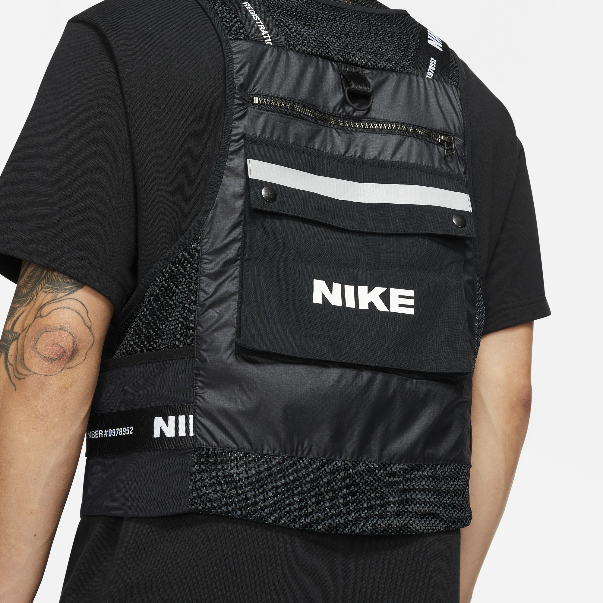 Mens Sportswear City Made Vest Black Nike оригінал – Купити в Україні – збільшений вид