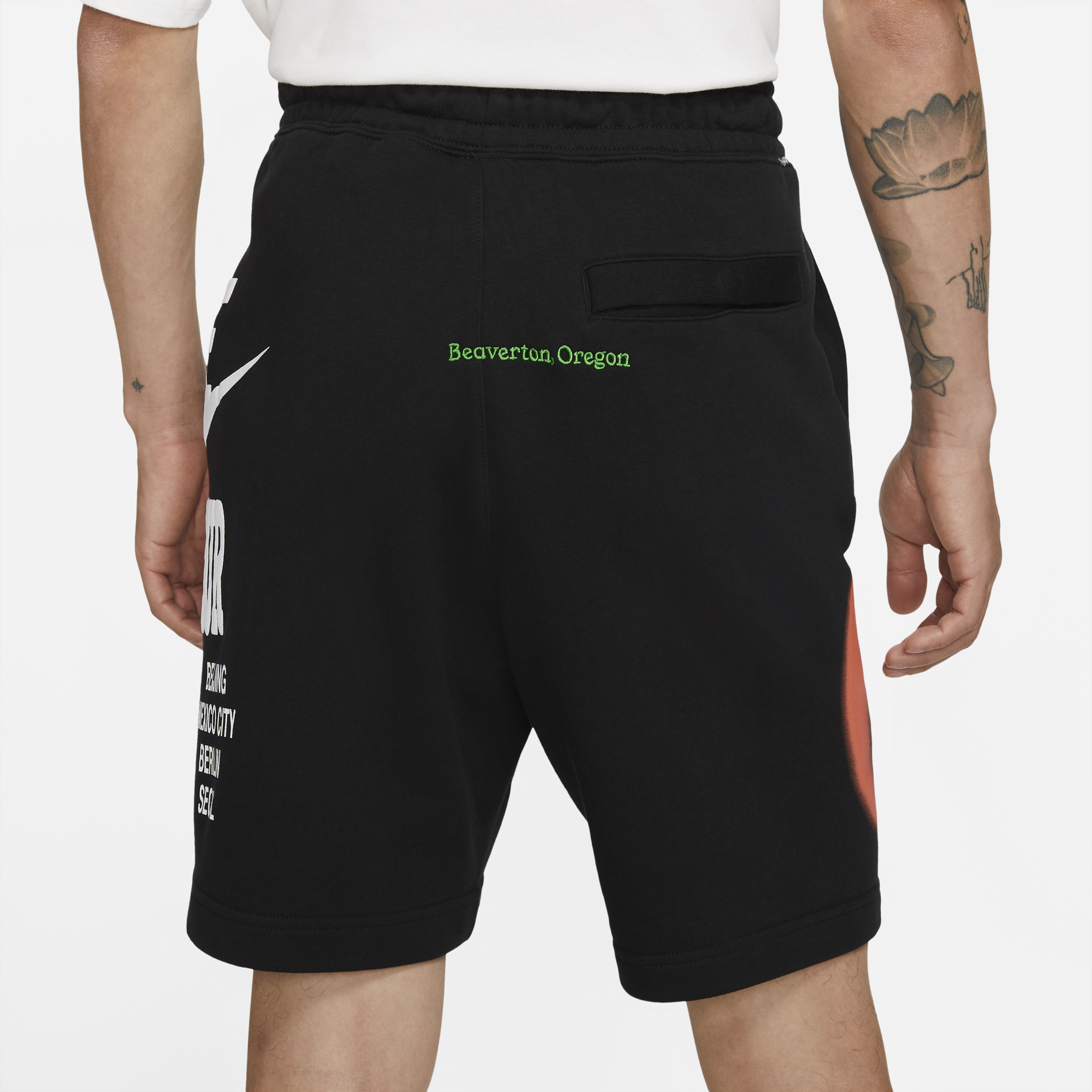 Оригінальна Mens Sportswear Shorts Nike – вид ззаду