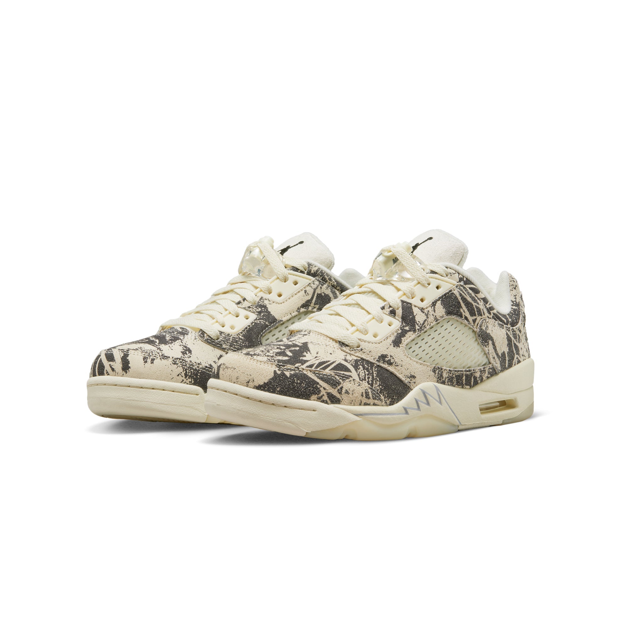 Womens 5 Retro Low Shoes Air jordan оригінал – Купити в Україні – вид ззаду