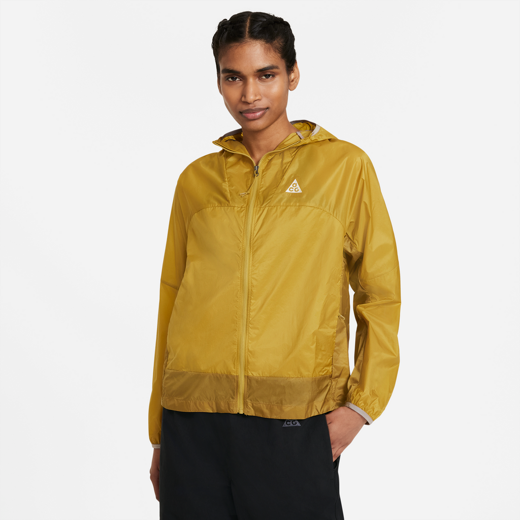 Nike Outerwear оригінал | Швидка доставка Україна – вид ззаду