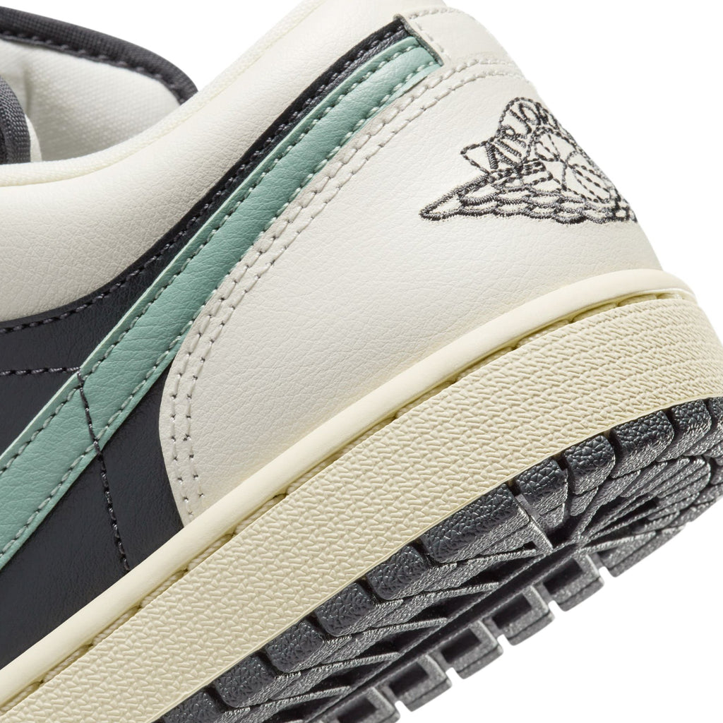 1 Womens Low Shoes Air jordan оригінал – Купити в Україні – збільшений вид