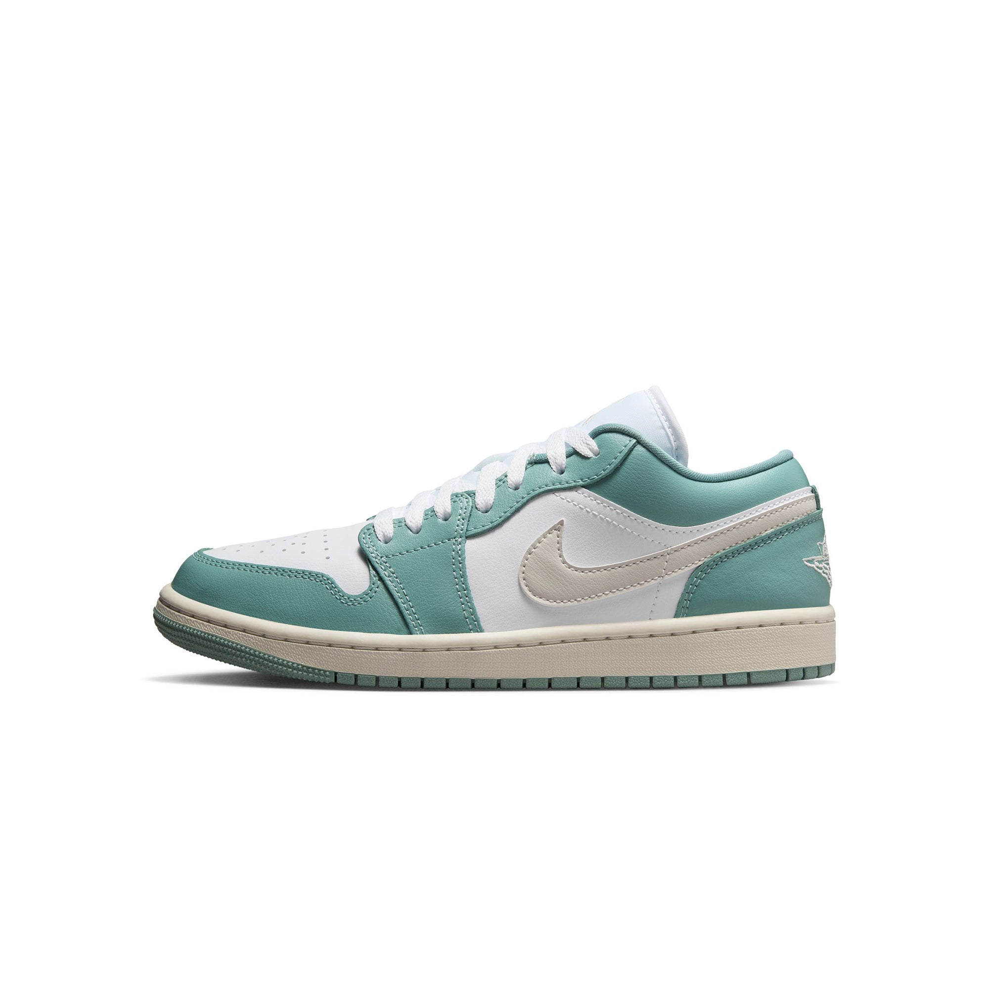1 Womens Low Shoes Air jordan оригінал – Купити в Україні – боковий вид