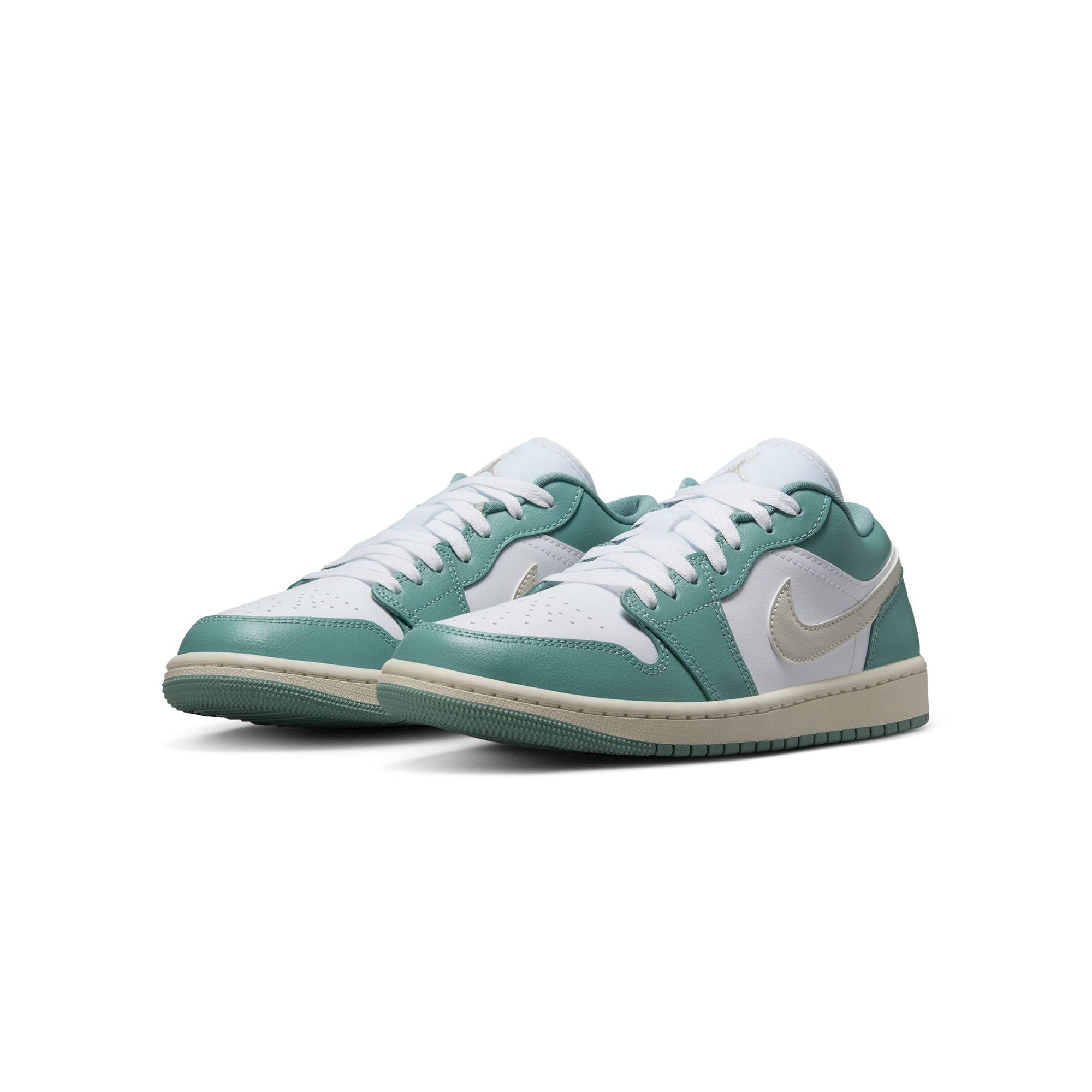 1 Womens Low Shoes Air jordan оригінал – Купити в Україні – вид ззаду