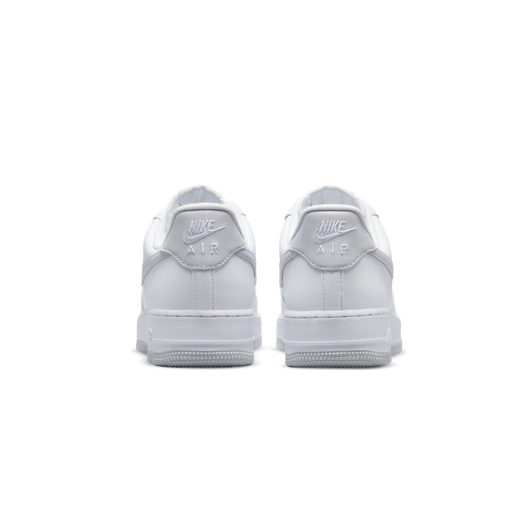 Оригінальна Mens Air Force 1 07 Shoes White Nike – детальний вид
