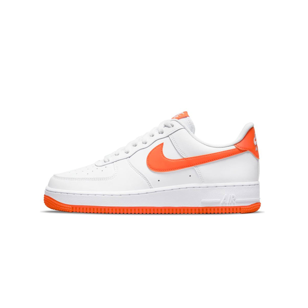 Оригінальна Mens Air Force 1 07 Shoes White Nike – боковий вид