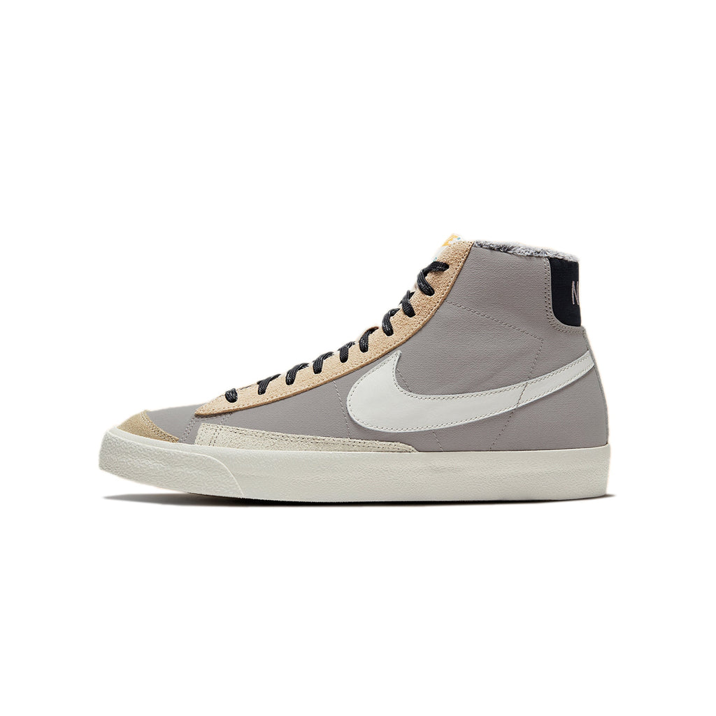 Оригінальна Men Blazer MID 77 Vintage Se Wild Shoes Nike – боковий вид
