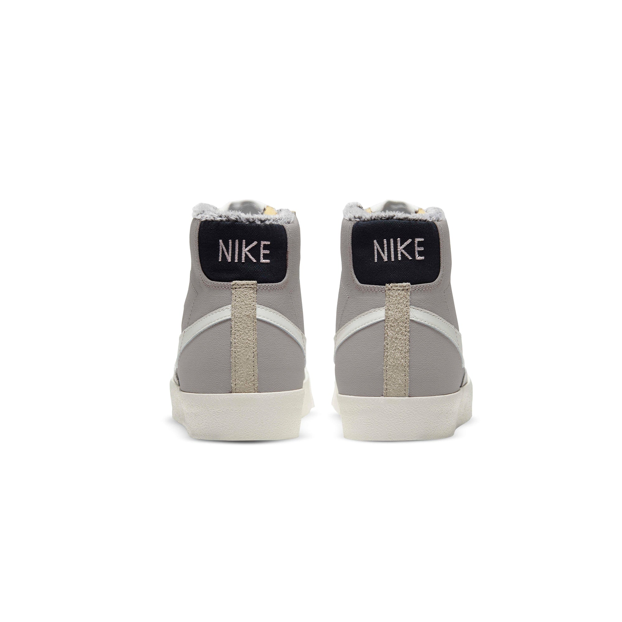 Оригінальна Men Blazer MID 77 Vintage Se Wild Shoes Nike – детальний вид
