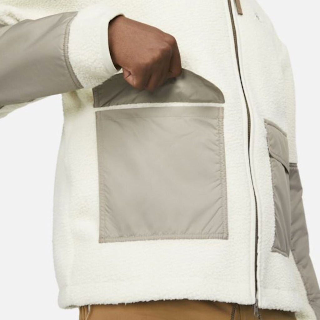 Оригінальна Mens Sportswear Sport Essentials Jacket Light Bone Nike – детальний вид