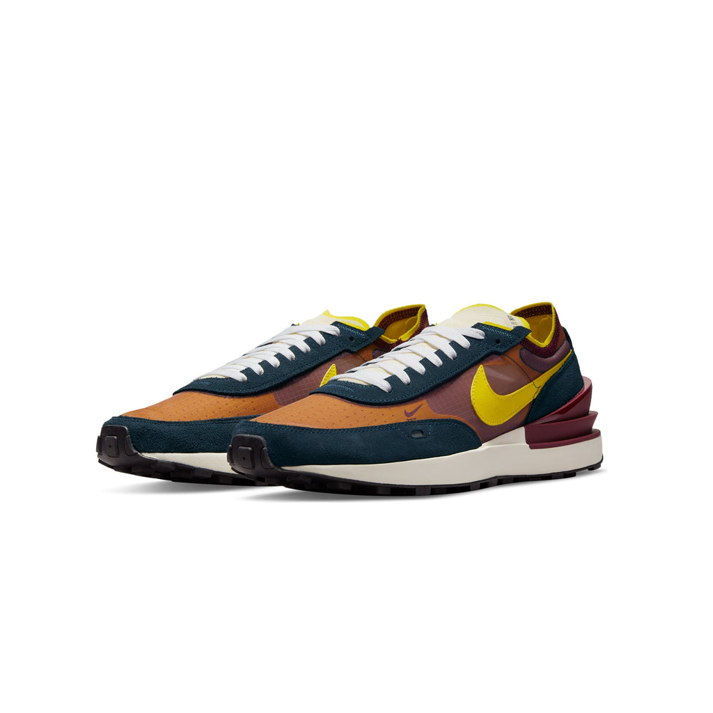 Оригінальна Mens Waffle One Se Shoes Dark Beetroot Nike – вид ззаду