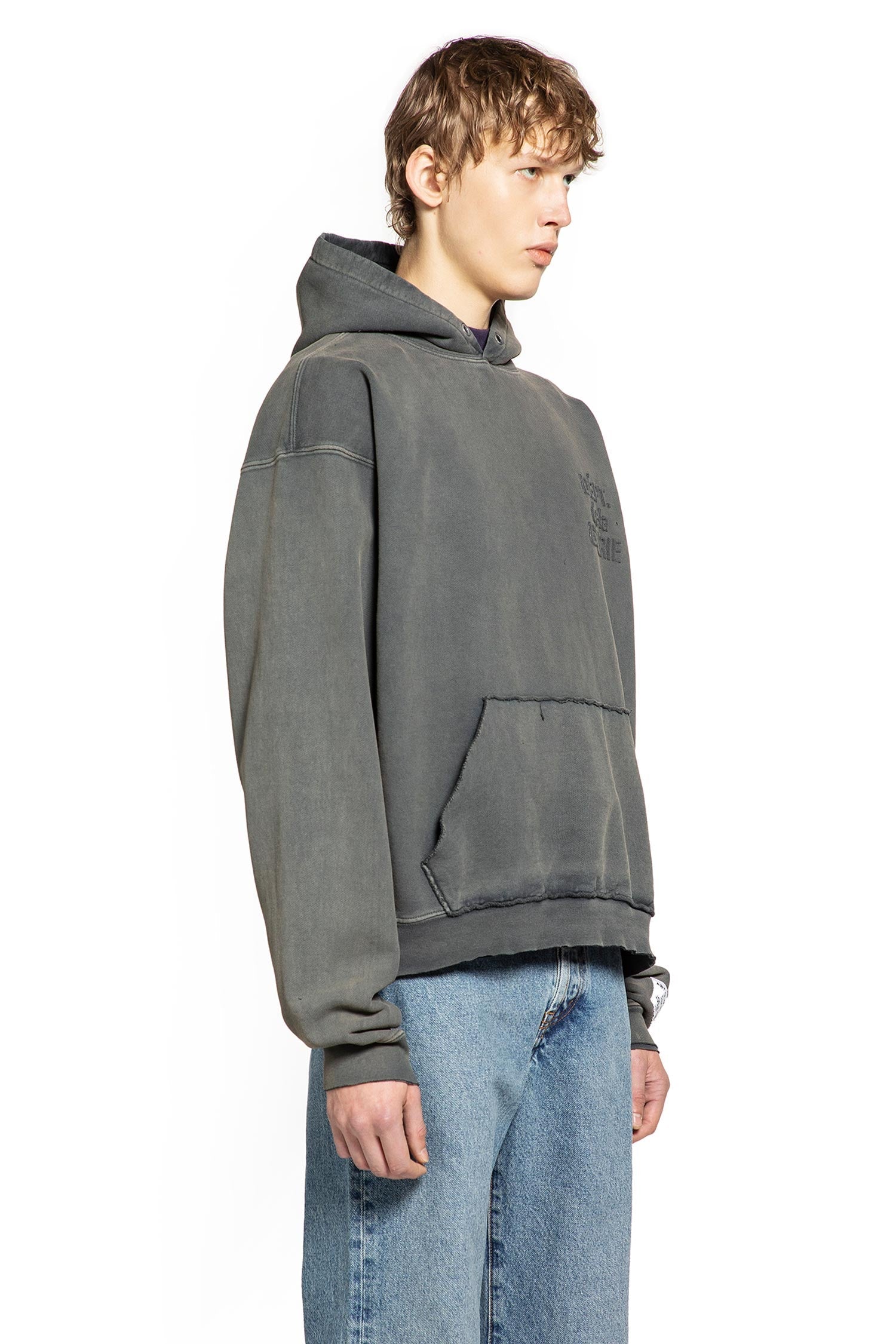 Dept Embossed Logo Hoodie Gallery department – Гарантія оригінальності – детальний вид