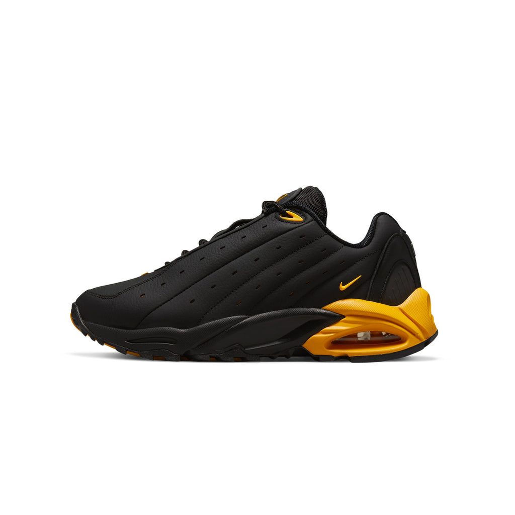 Оригінальна Nocta Hot Step Air Terra Shoes Nike – боковий вид