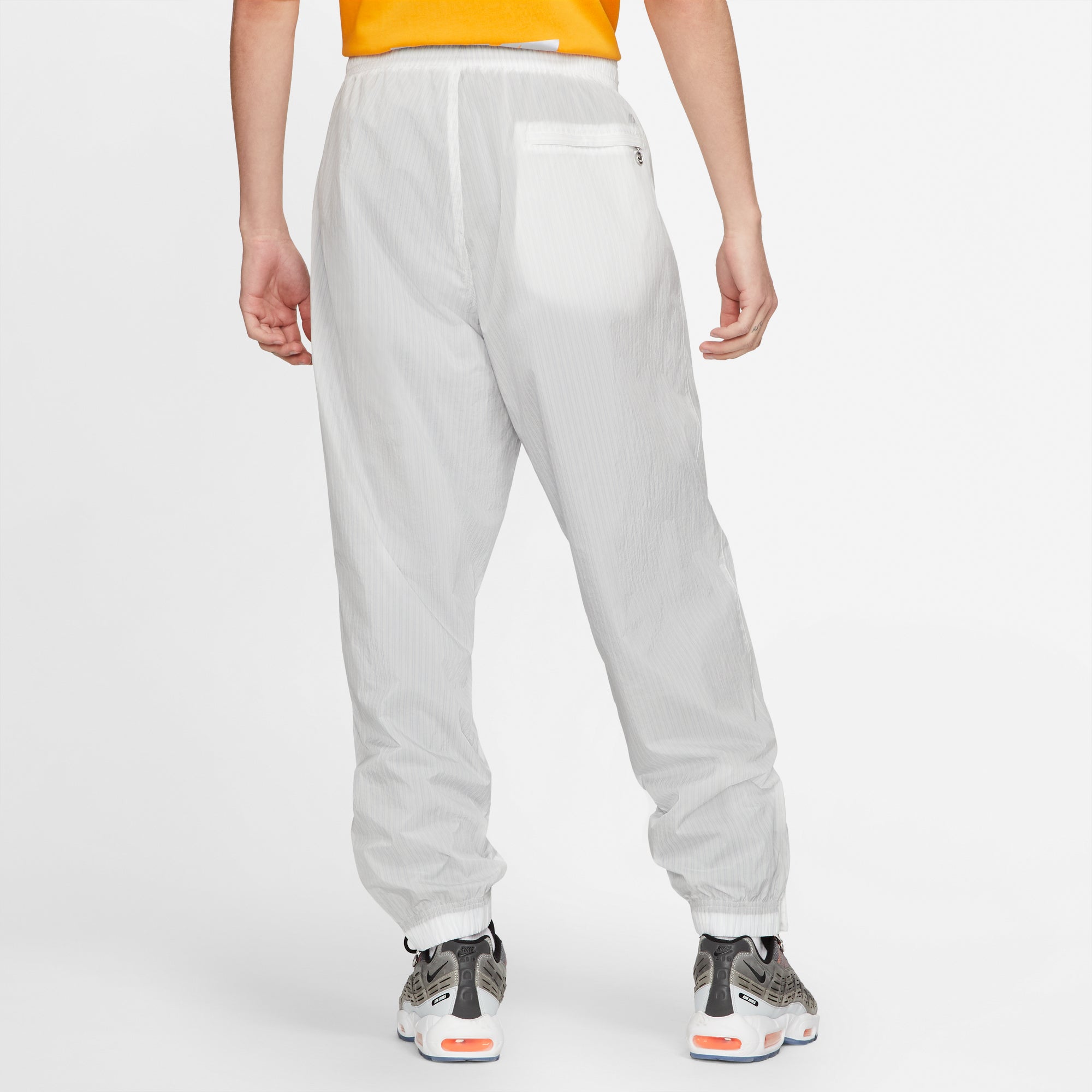 Mens U Nrg Am Aop Track Pants Nike оригінал – Купити в Україні – вид ззаду