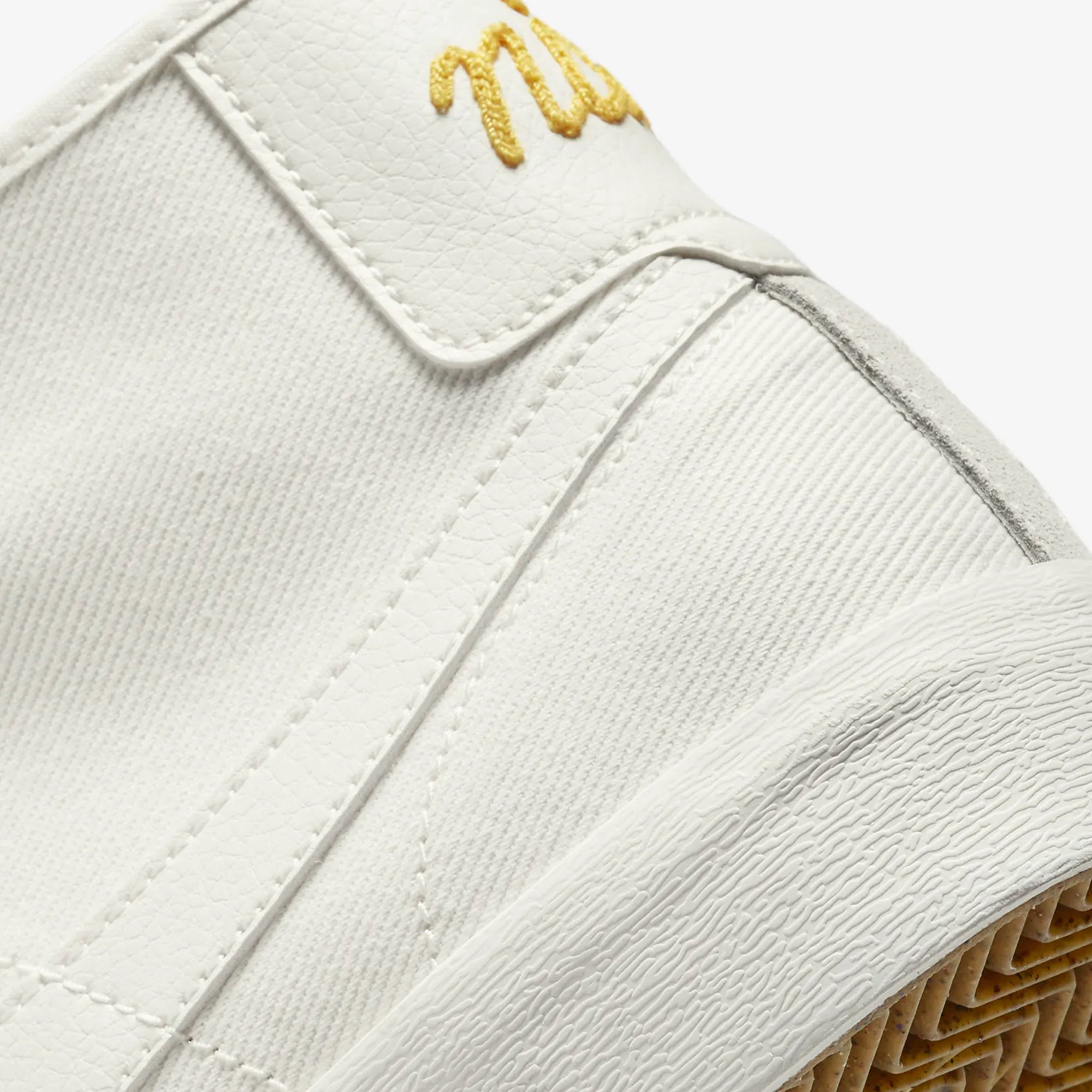 Оригінальна Mens Blazer Court MID Premium Shoes Sail Nike – збільшений вид