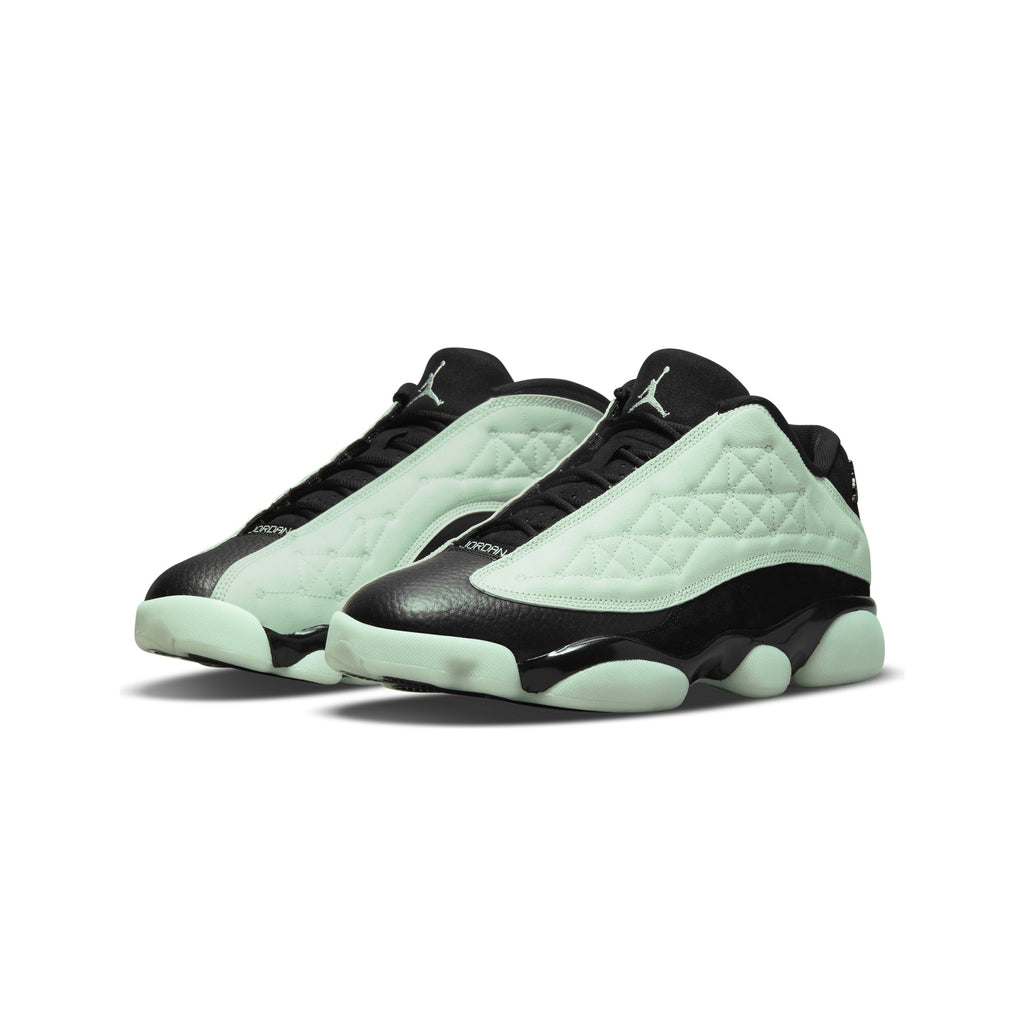 Оригінальна 13 Mens Retro Low Gc Shoe Barely Green Air jordan – вид ззаду