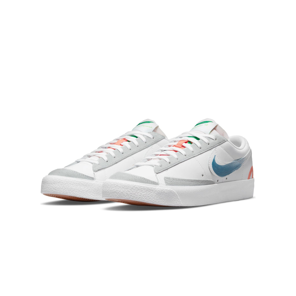 Оригінальна Mens Flyleather Blazer Low 77 Shoes White Nike – вид ззаду