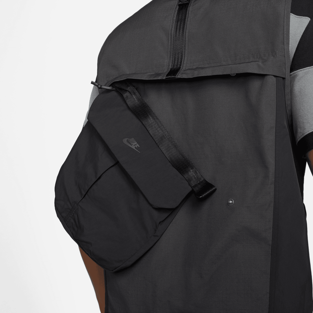 Mens Sportswear Tech Pack Unlined Vest Black Nike – Гарантія оригінальності – збільшений вид