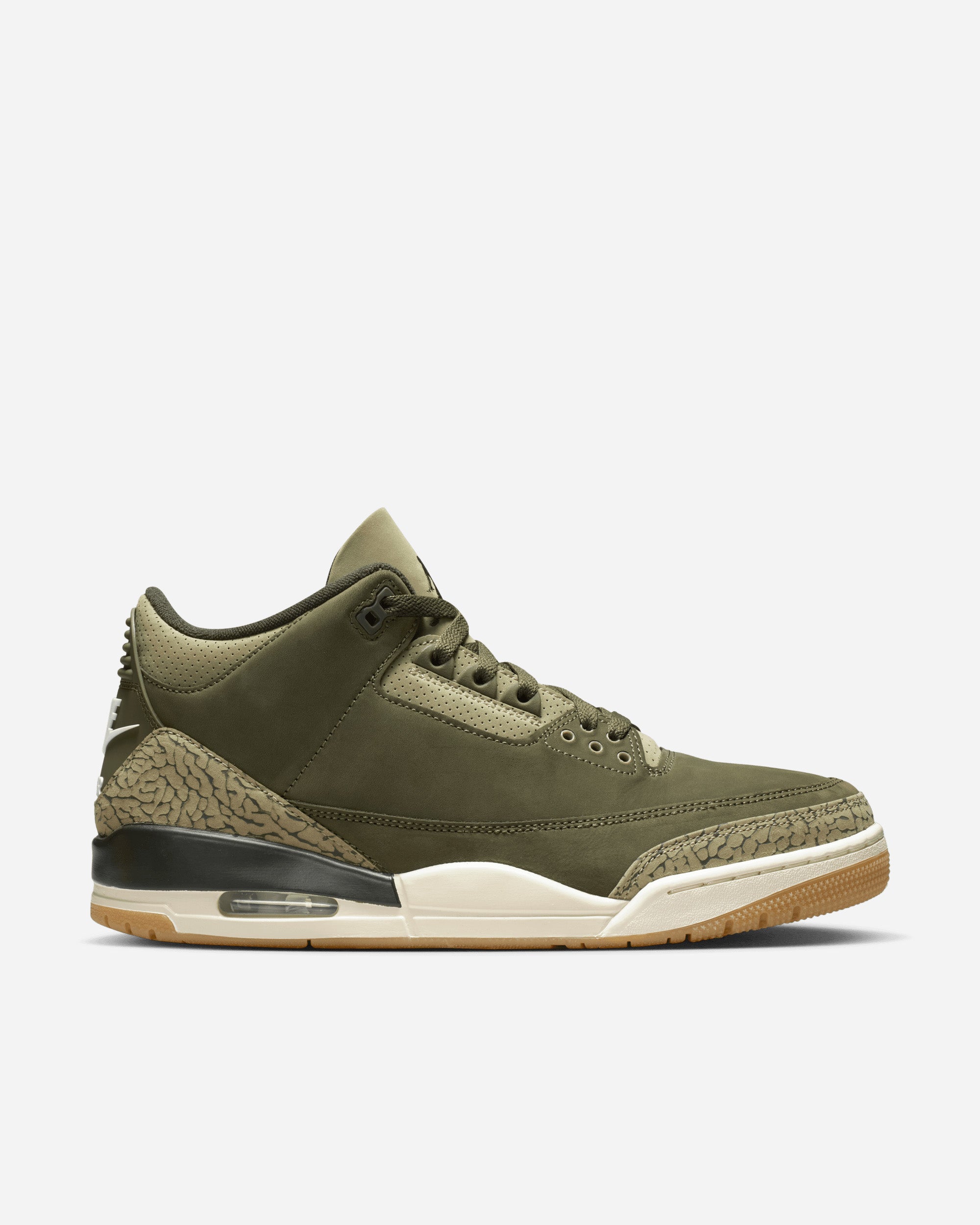 Оригінальна Air Jordan 3 Retro Nike – боковий вид