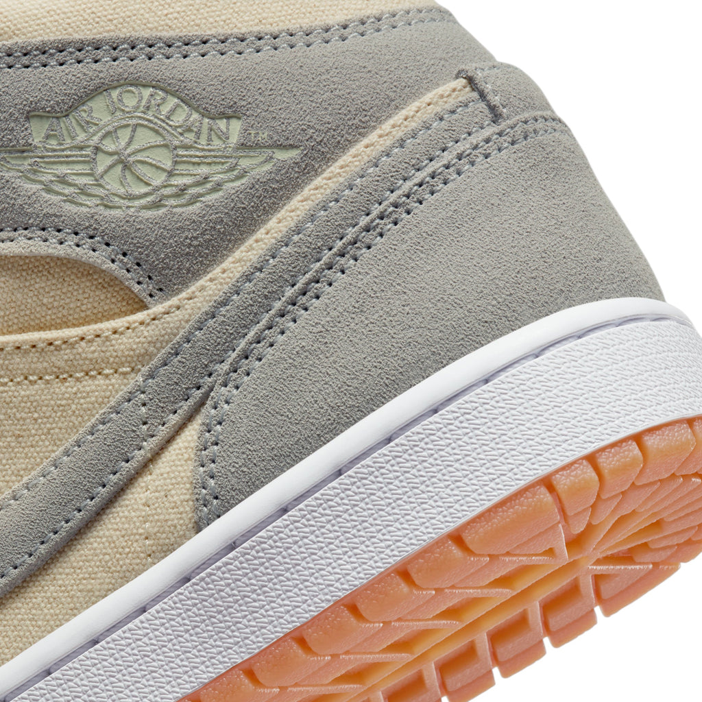 Оригінальна Mens 1 MID Se Shoes Coconut Milk Air jordan – збільшений вид
