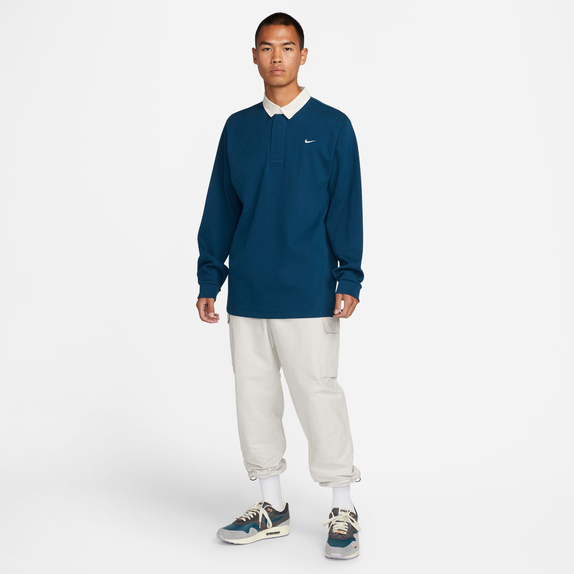 Оригінальна Mens Solo Swoosh Rugby Top Nike – вид ззаду