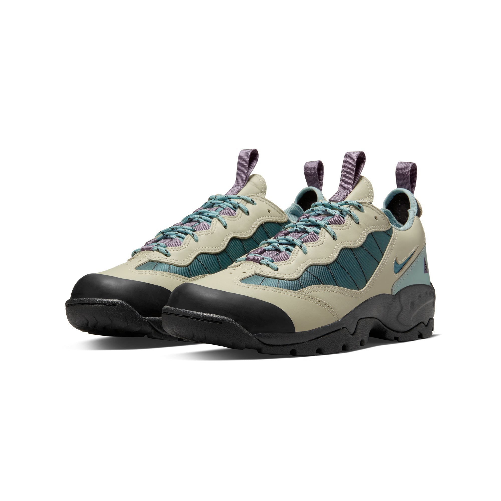 Оригінальна Air Mada Shoes Light Stone Nike – вид ззаду