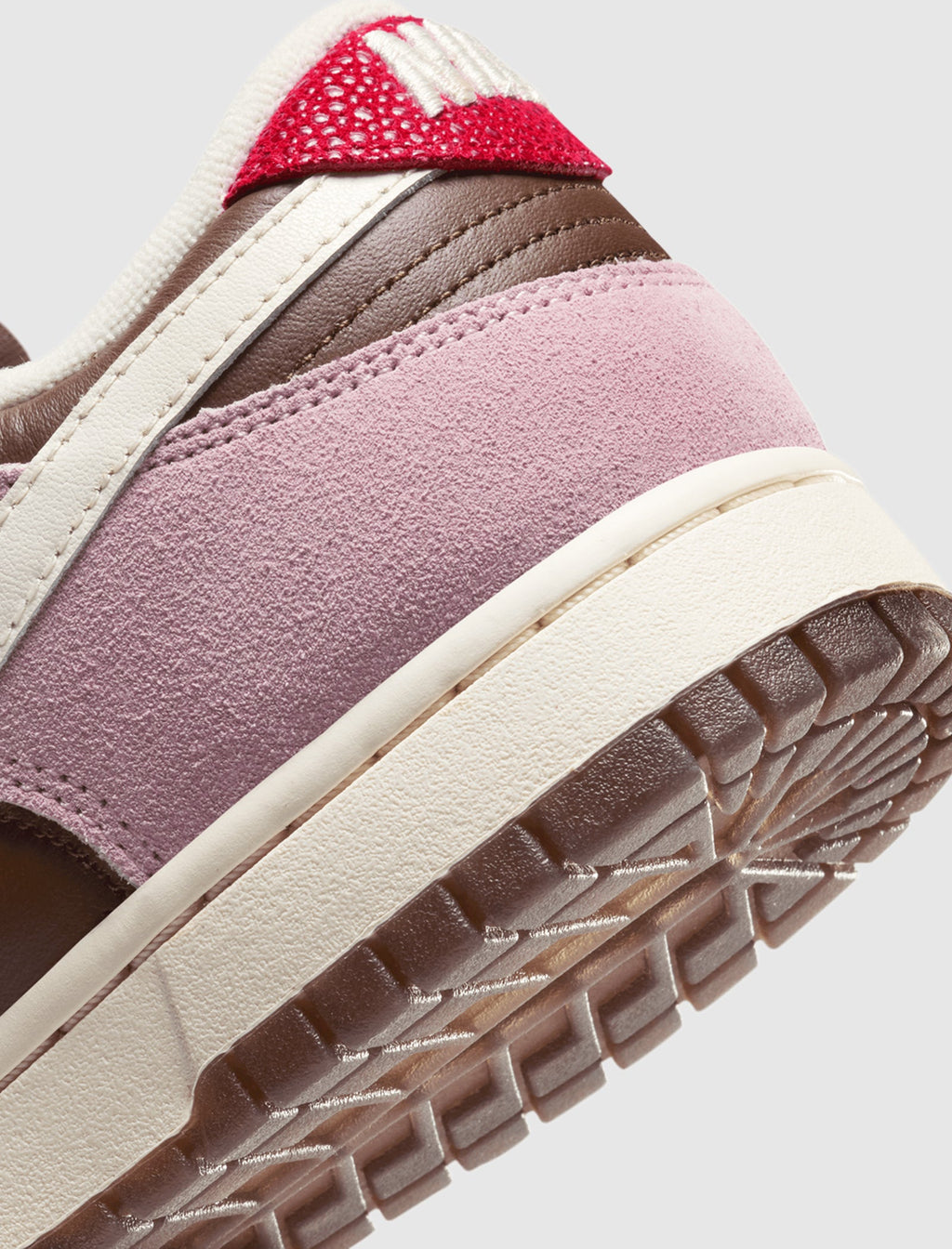 Оригінальна Womens Dunk Low Neapolitan Nike – детальний вид