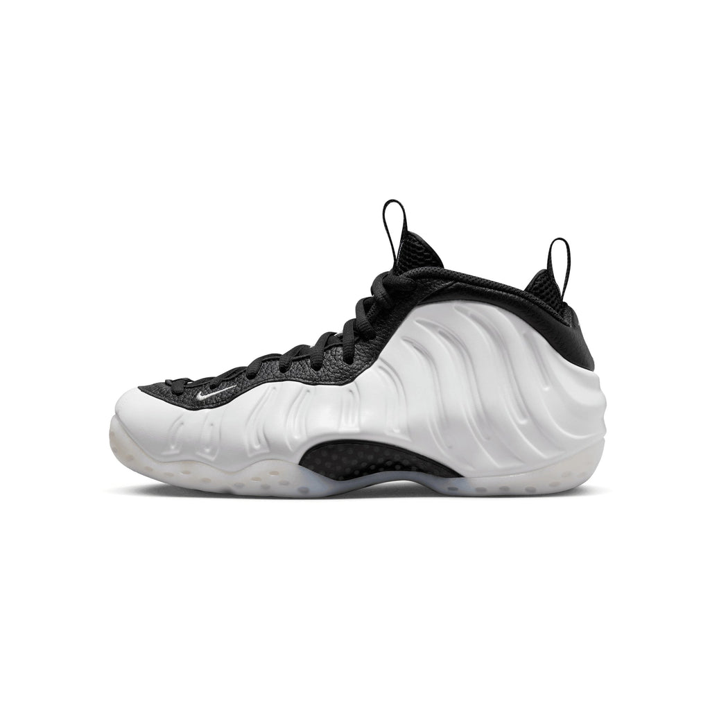 Оригінальна Air Foamposite One Shoes Nike – боковий вид