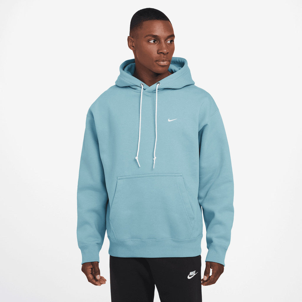 Оригінальна Solo Swoosh Fleece Pullover Hoodie Nike – боковий вид