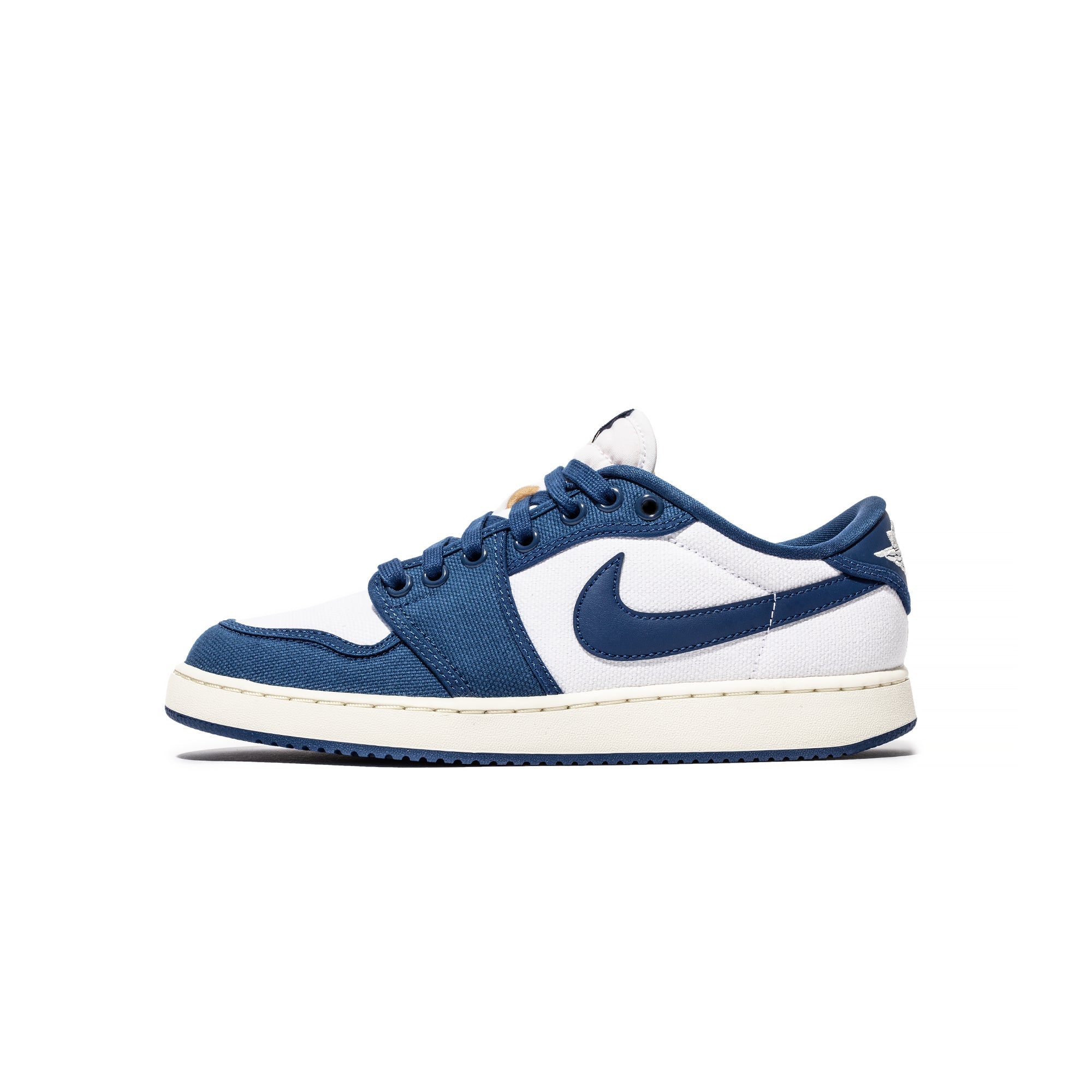 Оригінальна Ajko 1 Low Shoes Air jordan – боковий вид