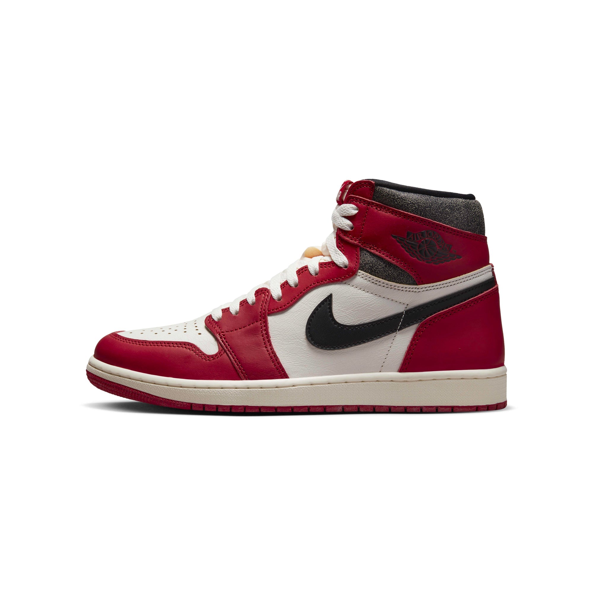 Оригінальна Mens 1 Retro High Og Shoes Air jordan – боковий вид