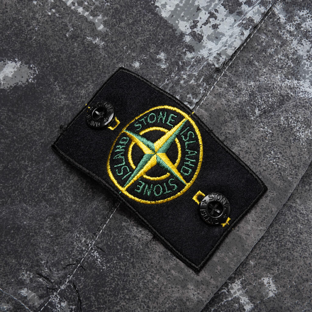 Dissolving Grid Camo Comfort Fit Bermuda Shorts Stone island – Гарантія оригінальності – детальний вид