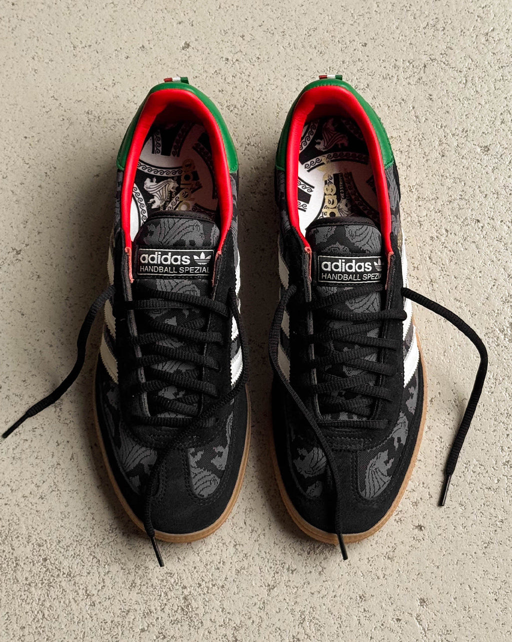 Оригінальна Handball Spezial *italy* Adidas – вид ззаду