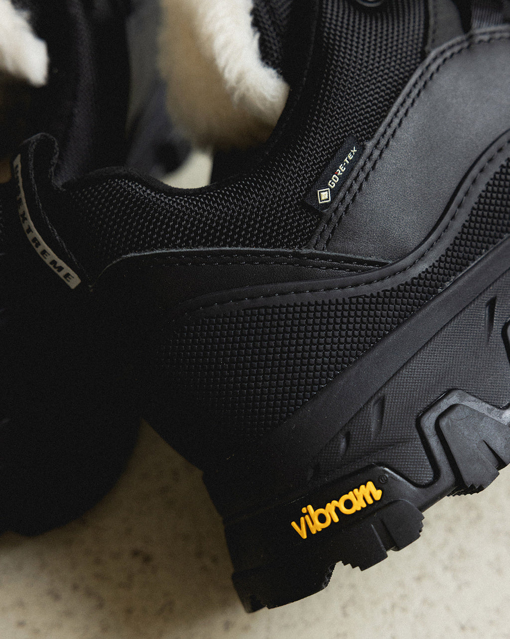Оригінальна Wmns Metrotrek Hiker Ugg – детальний вид