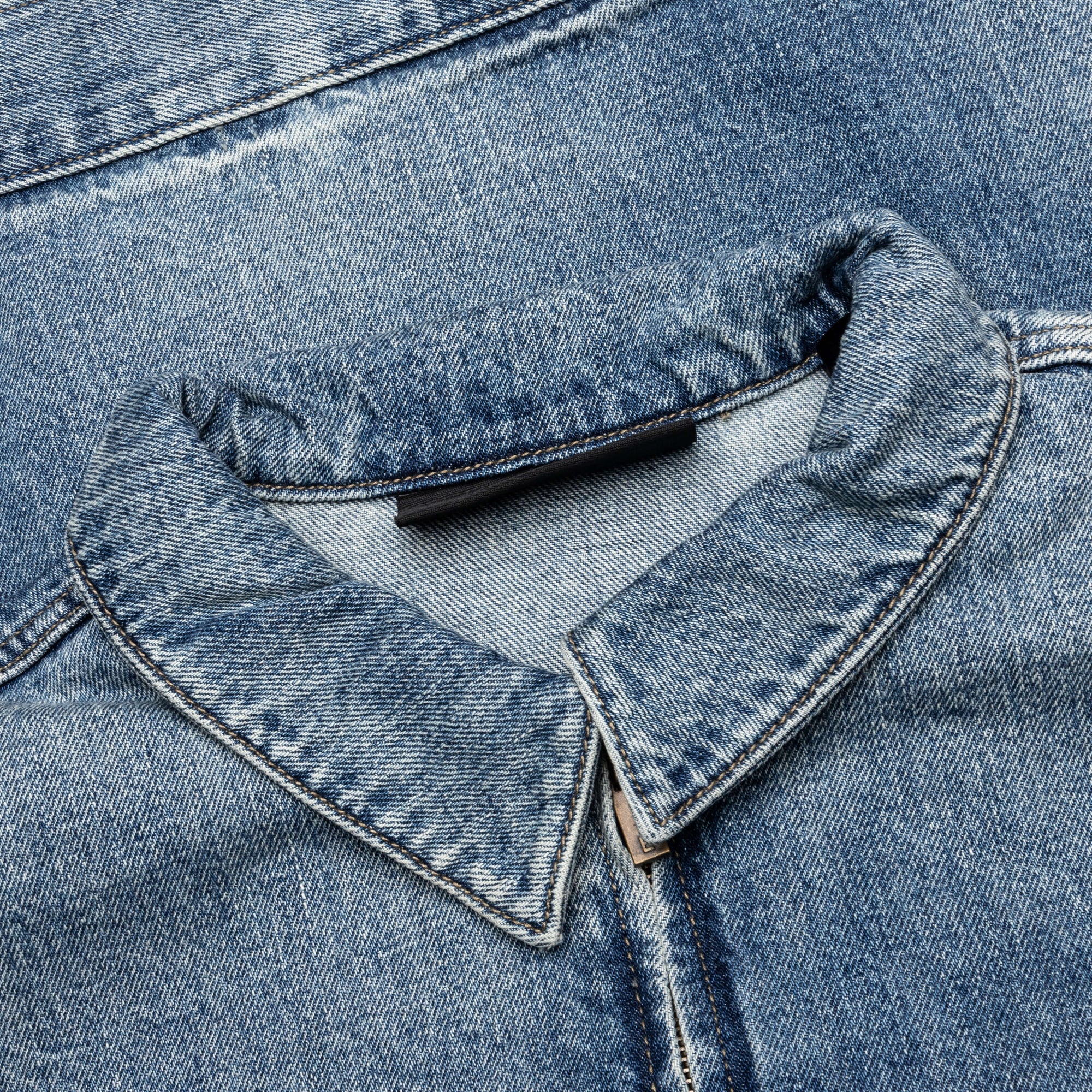 Оригінальна Essentials Denim Jacket Fear of god – детальний вид