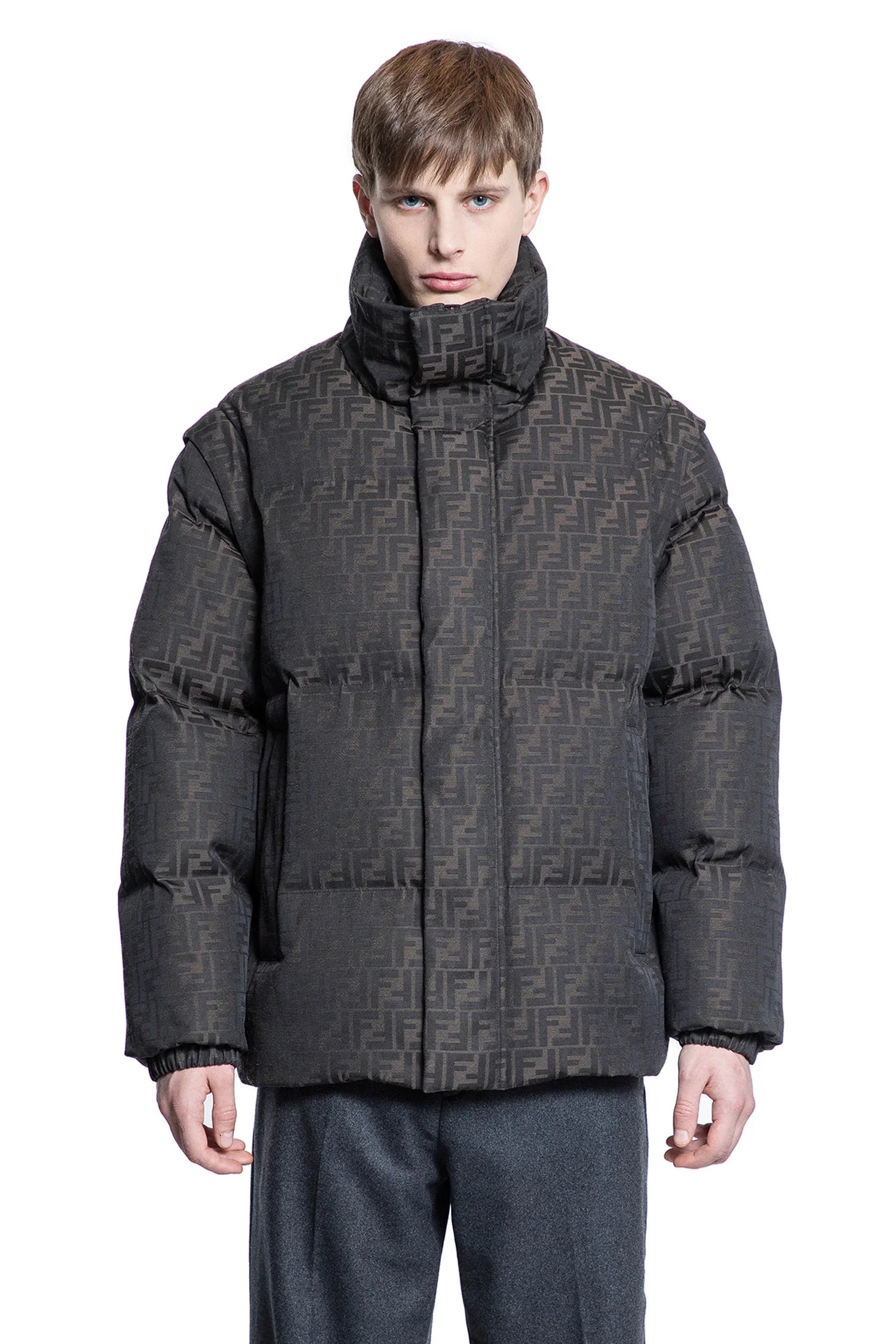 Оригінальна Ff Nylon Puffer Jacket Fendi – вид ззаду