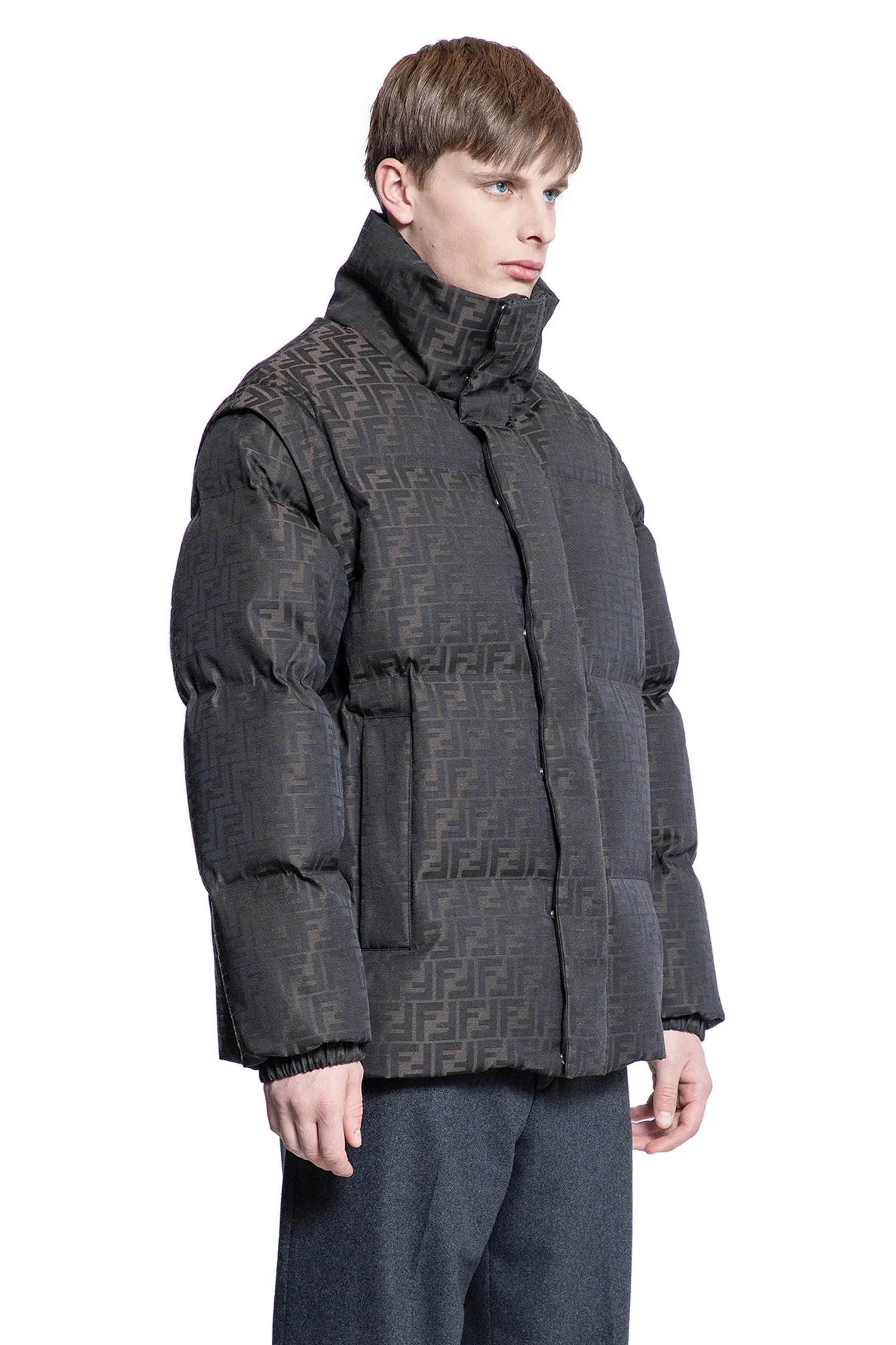 Оригінальна Ff Nylon Puffer Jacket Fendi – детальний вид