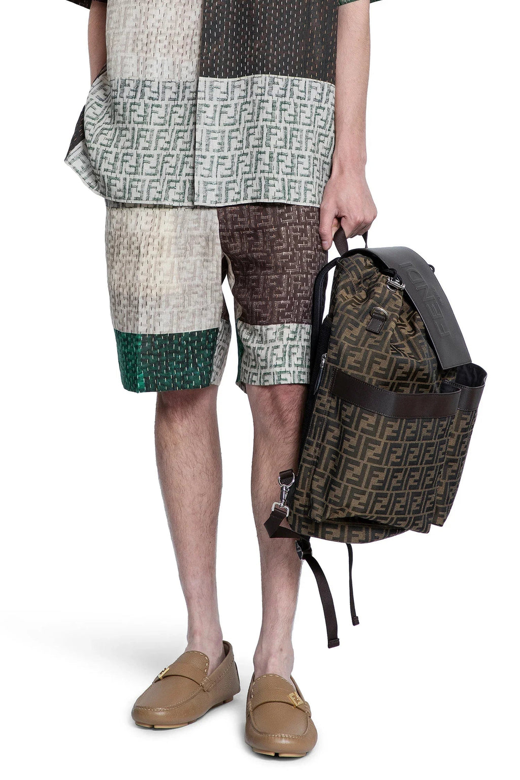 Man Multicolor Shorts & Skirts Fendi – Гарантія оригінальності – боковий вид