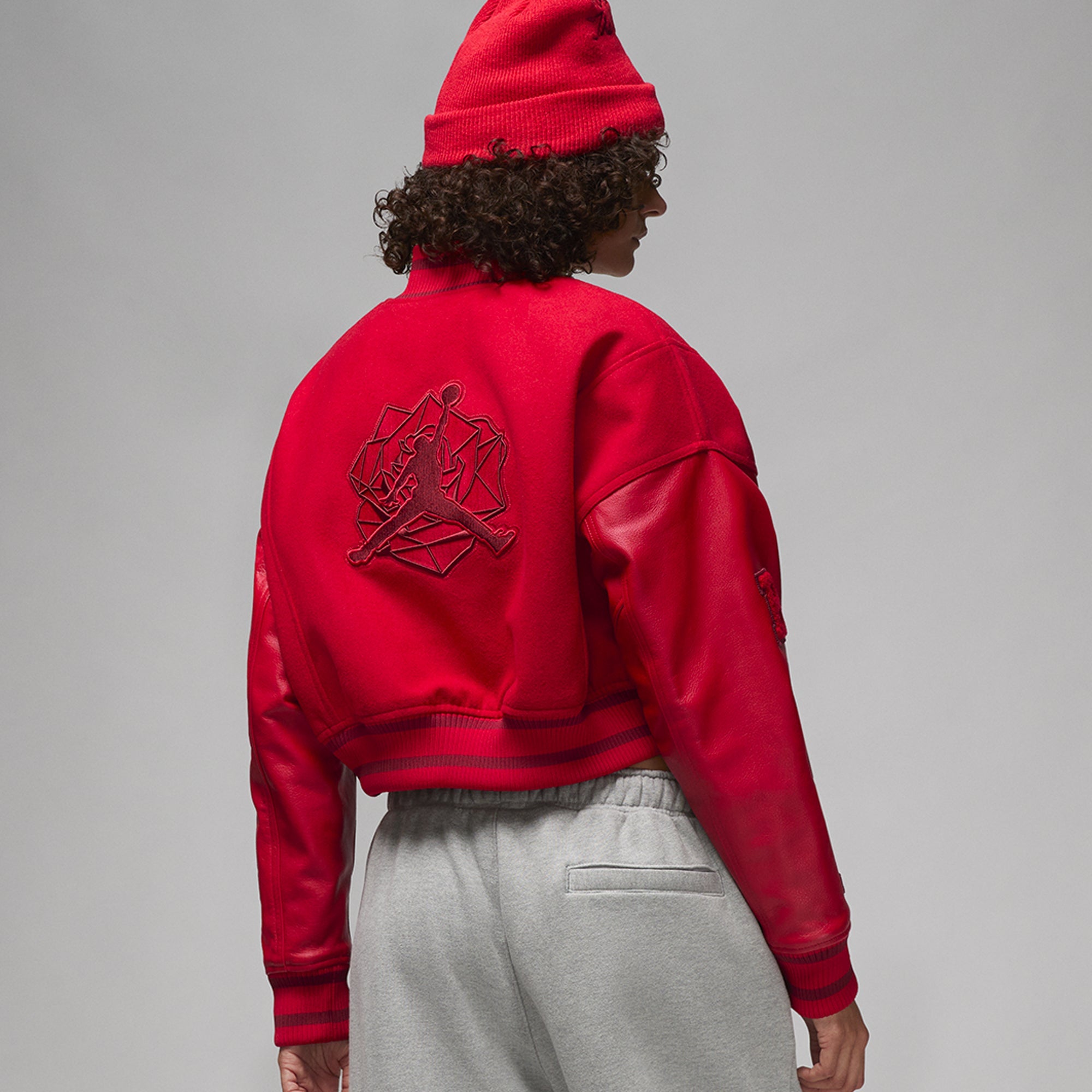 X Teyana Taylor Womens Varsity Jacket Air jordan оригінал – Купити в Україні – вид ззаду