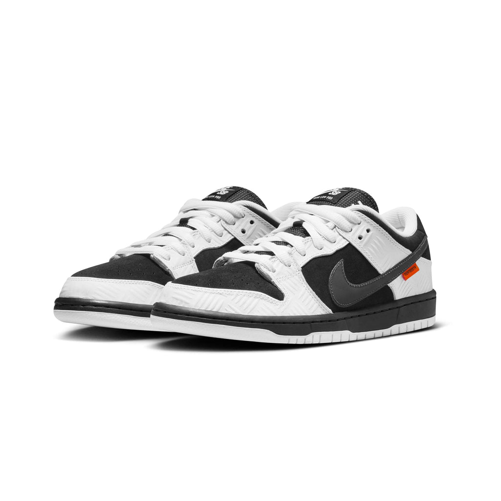 X Tightbooth Dunk Low Pro Shoes Nike – Гарантія оригінальності – вид ззаду