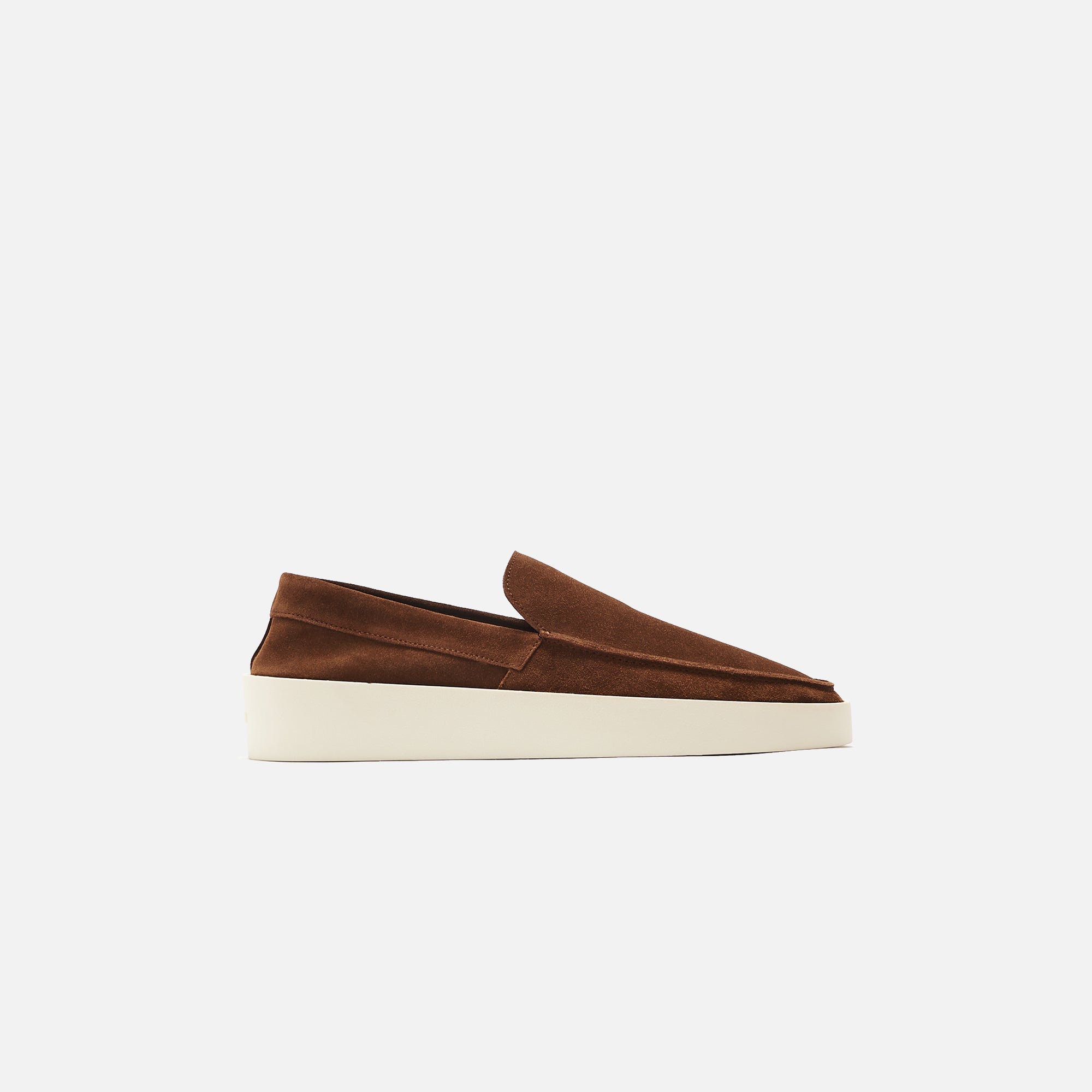 Оригінальна The Loafer Reverse Suede Tobacco Fear of god – боковий вид