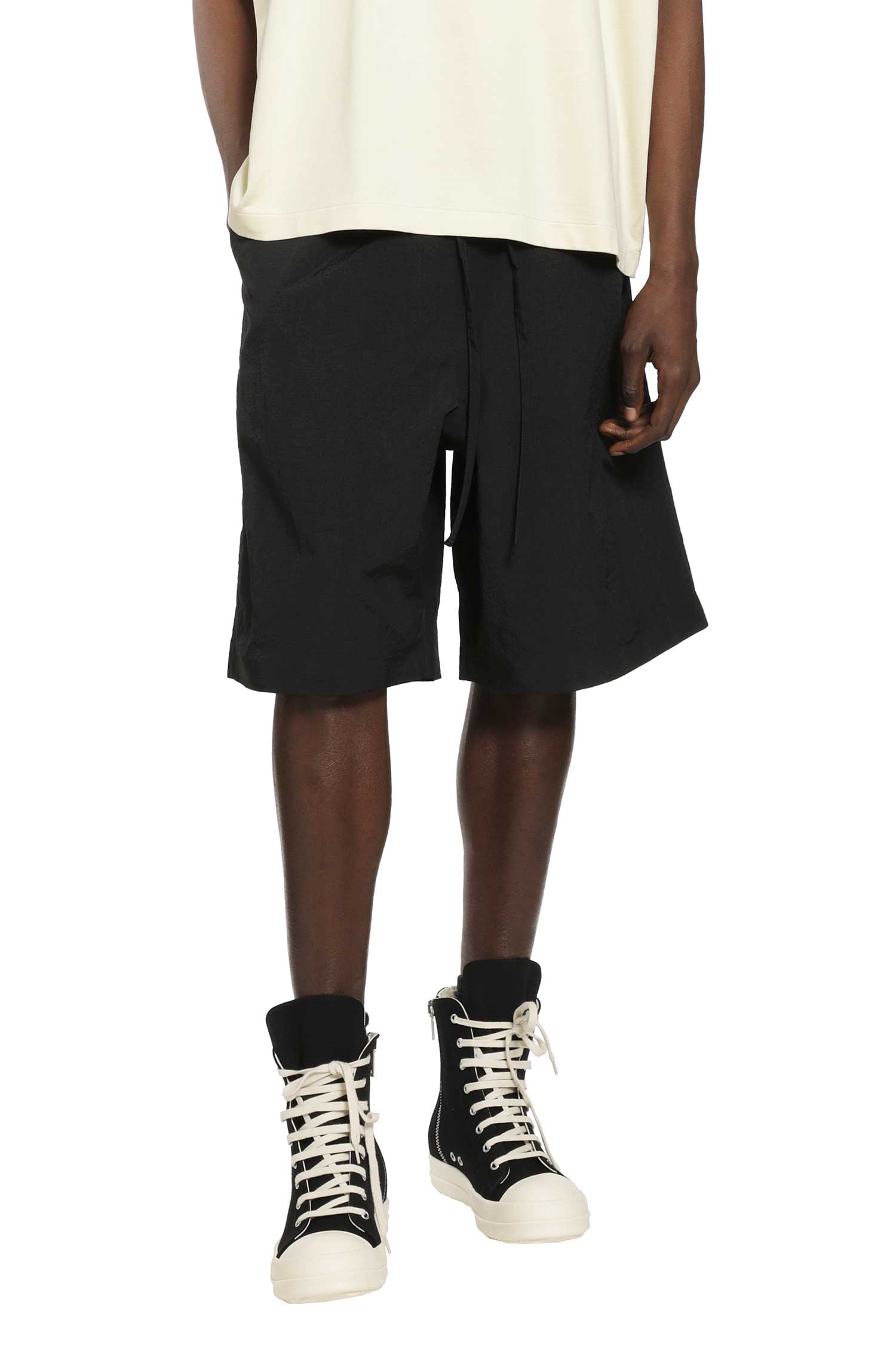 Оригінальна Nylon Ripstop Sport Shorts Fear of god – боковий вид - FEAR OF GOD